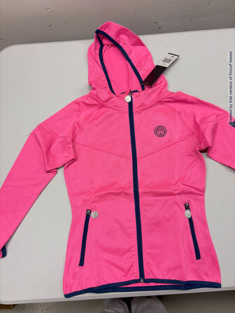 4.500 enheder sportstøj (se beskrivelse)