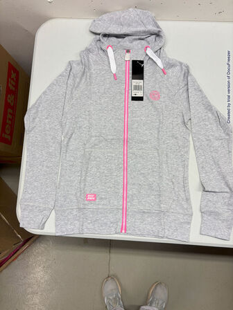 4.500 enheder sportstøj (se beskrivelse)