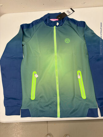 4.500 enheder sportstøj (se beskrivelse)