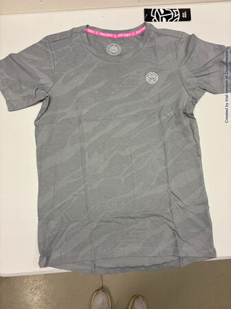 4.500 enheder sportstøj (se beskrivelse)