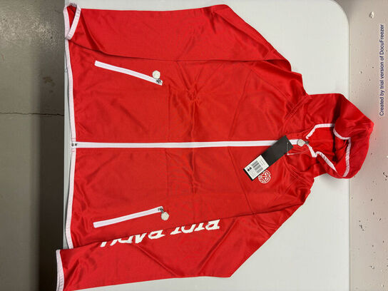 4.500 enheder sportstøj (se beskrivelse)