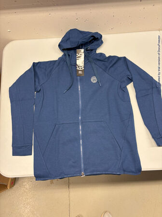 4.500 enheder sportstøj (se beskrivelse)