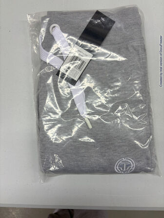 4.500 enheder sportstøj (se beskrivelse)