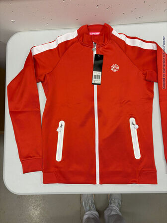 4.500 enheder sportstøj (se beskrivelse)