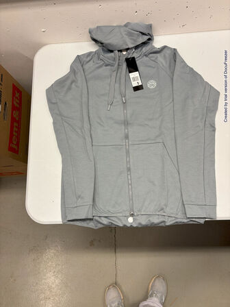 4.500 enheder sportstøj (se beskrivelse)