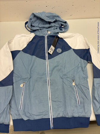 4.500 enheder sportstøj (se beskrivelse)