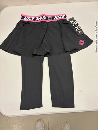 4.500 enheder sportstøj (se beskrivelse)