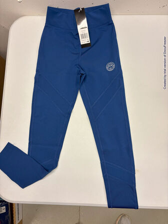 4.500 enheder sportstøj (se beskrivelse)