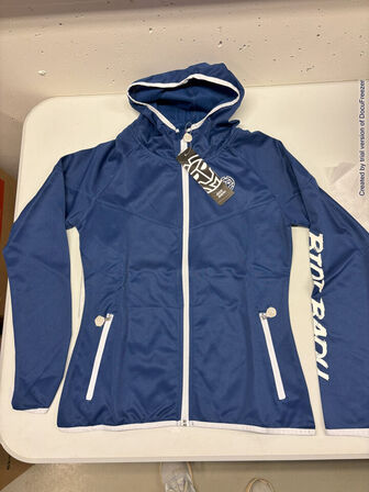 4.500 enheder sportstøj (se beskrivelse)