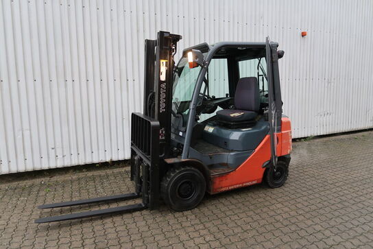 Gas Gaffeltruck TOYOTA 02-8FGF18 (uden gasflaske)