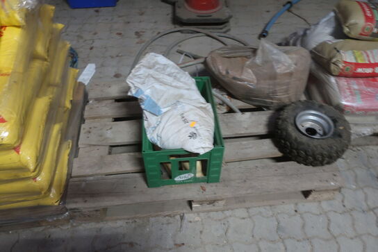 Vejsalt, dansand m.m.