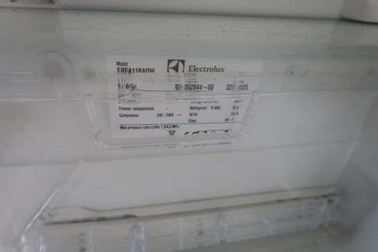 Køleskab ELECTROLUX ERE4118A0W