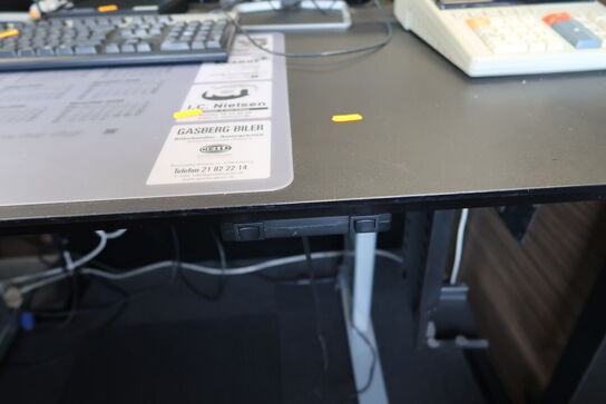 El. hæve/sænke skrivebord uden indhold