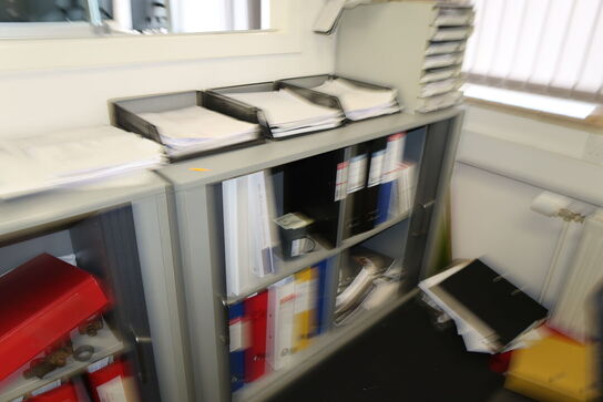 2 stk. jalousiskabe uden indhold