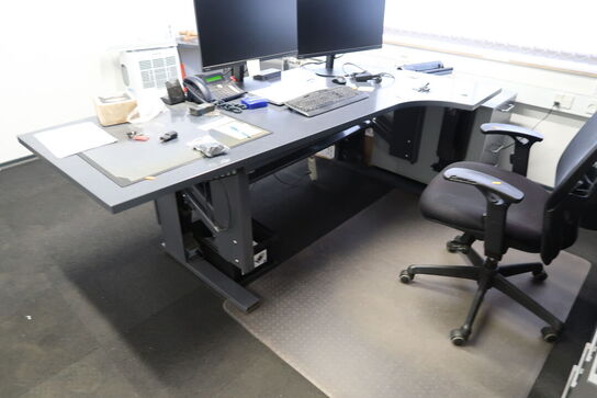 El. hæve/sænke skrivebord uden indhold med kontorstol og skuffemodul