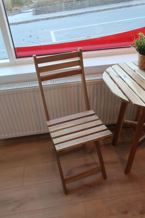 Havebord samt 2 stk. stole 