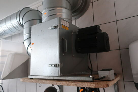 Udsugningsmotor EXHAUSTO BESF20141 samt rør