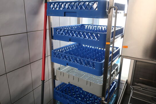 Hætteopvaskemaskine HOBART 615-15D samt stikvogn og bakker