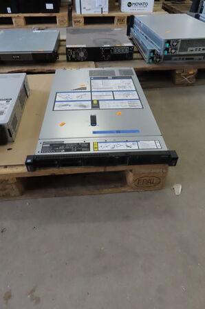 Server LENOVO (FRAGT IKKE MULIG)