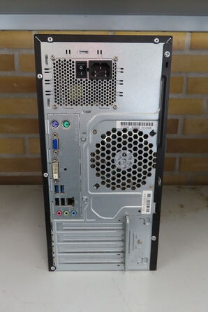 Computer FUJITSU ESPRIMO P420 E85+