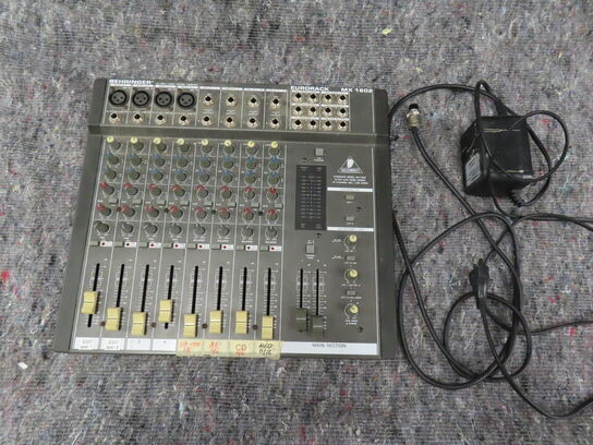 Mixer - BEHRINGER EURORACK MX 1602 (MOMSFRI)