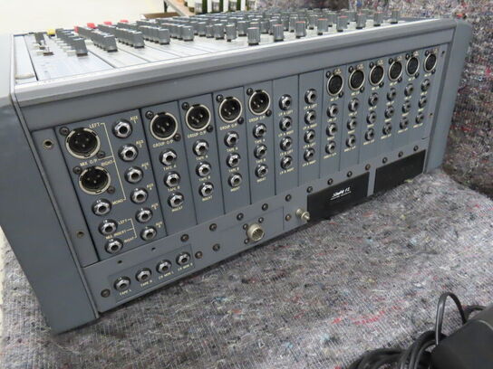 Mixer - SOUNDCRAFT (MOMSFRI)