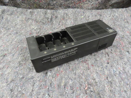 Oplader til batterier - SONY BC-1WB (MOMSFRI)