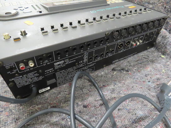 Mixer - YAMAHA PROGRAMMABLE MIXER 01 (MOMSFRI)