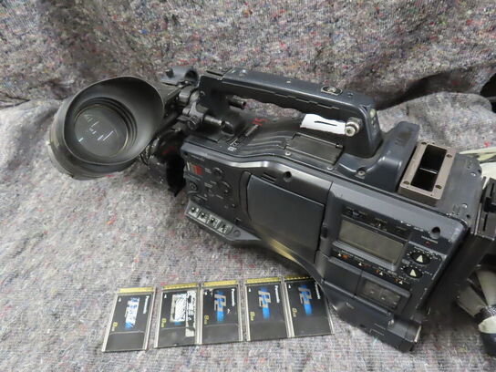 Videokamera - PANASONIC AJ-SPX 900 E (MOMSFRI)