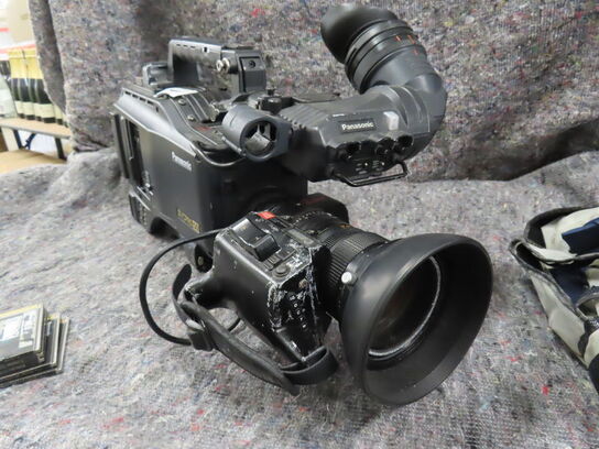 Videokamera - PANASONIC AJ-SPX 900 E (MOMSFRI)