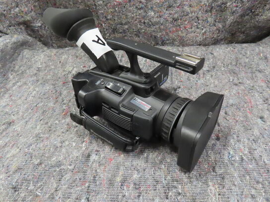 Videokamera - PANASONIC AVCCAM HD AG-HMC41 E (MOMSFRI)