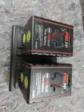 4 stk. batterier og oplader - PAGLINK PL16 (MOMSFRI)