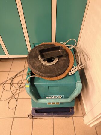 Gulvvaskemaskine TASKI LEVER SUTTER AG