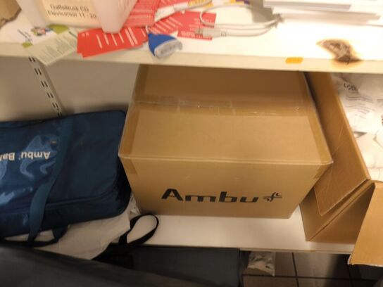 Udstyr og undervisningsmateriale til førstehjælp