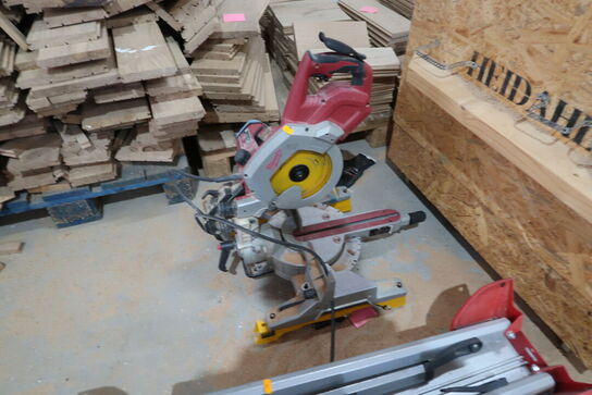 Kap-/geringssav MILWAUKEE MS 216 SB med arbejdsbord