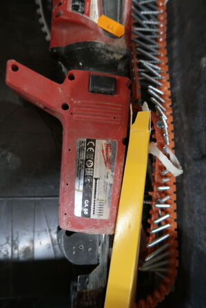 Akku gipsskruemaskine MILWAUKEE M18 FSG