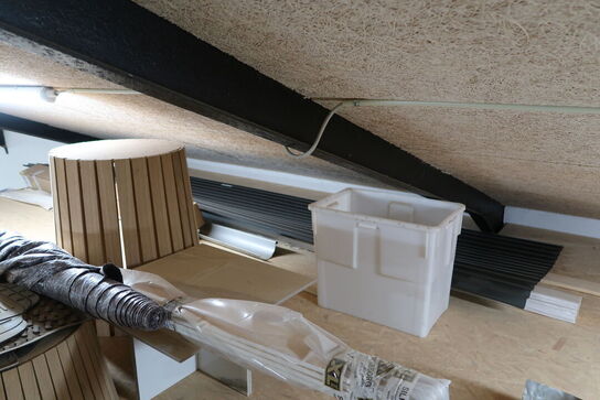 Div. Stel til bordplader, tagplader, planker, vintermåtter m.m.