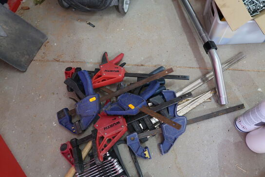 Div. Skruetvinger samt værktøj