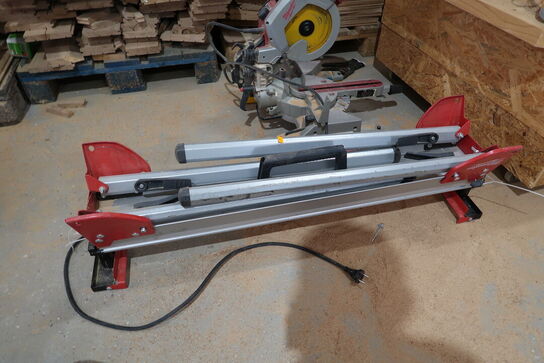 Kap-/geringssav MILWAUKEE MS 216 SB med arbejdsbord