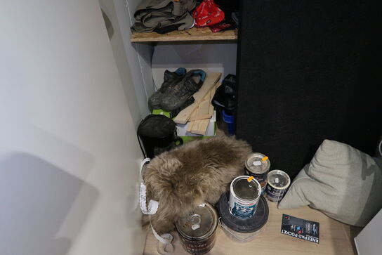 Div. Troldteltplader, maling, brugskunst, kabeltromle m.m.