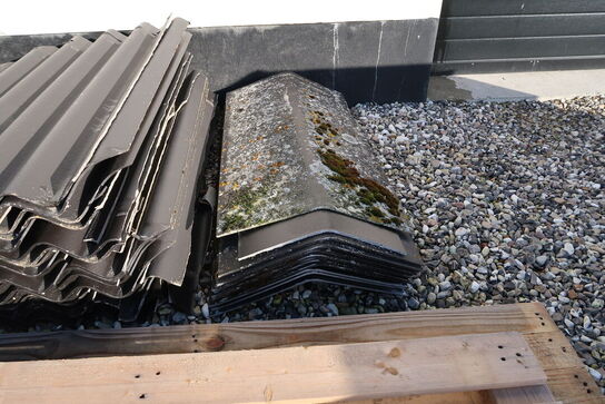 Div. Tagplader, tagrygninger samt paller