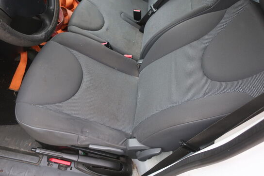 Varebil PEUGEOT EXPERT. 2,0 HDI 163 L1H1 AUT.