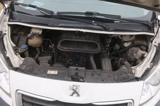 Varebil PEUGEOT EXPERT. 2,0 HDI 163 L1H1 AUT.