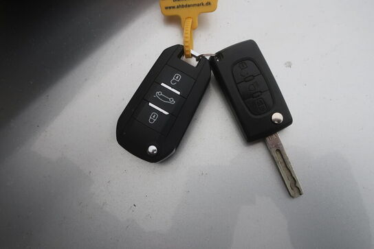 Varebil PEUGEOT EXPERT. 2,0 HDI 163 L1H1 AUT.