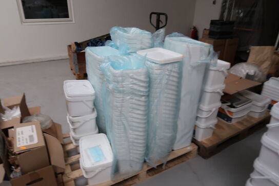 Div. Doseringskander GELYGO, spande, reol m.m.