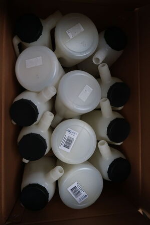 Div. Doseringskander GELYGO, spande, reol m.m.