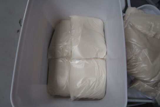 16 stk. spande med vandabsorberende granulat GELYGO 6kg, vejl. udsalgspris pr stk: 1100,- kr