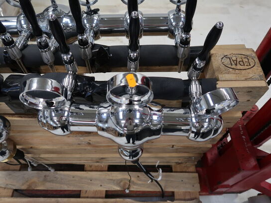 Tappetårn med 3 haner