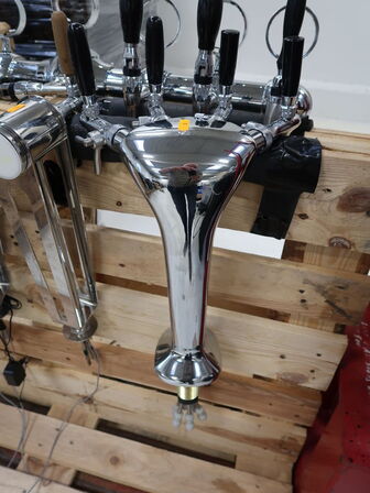 Tappetårn med 4 haner