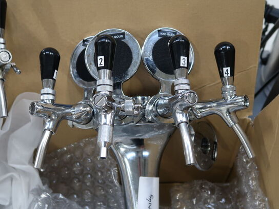 2 stk. Tappetårn med 4 haner